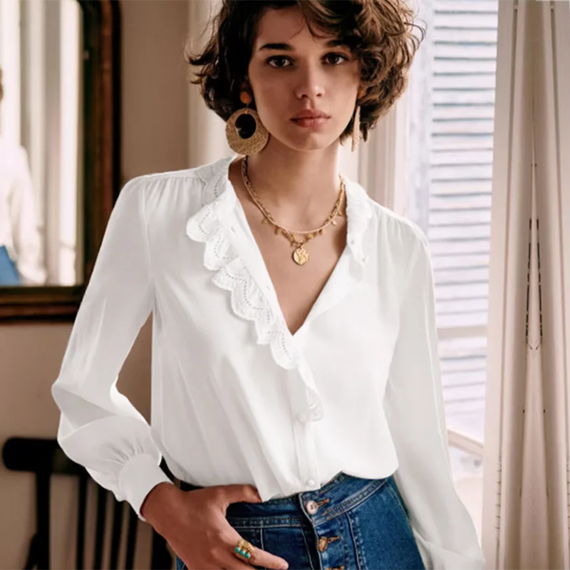 Vintage Ruffles V Neck Women's Shirt Casual Button Elegant White Blouse Tops Women Long Sleeve Loose Fashion Lace Blouses 23735
Vintage Ruffles V Neck Women's Shirt Casual Button Elegant White Blouse Tops Women Long Sleeve Loose Fashion Lace Blouses 23735