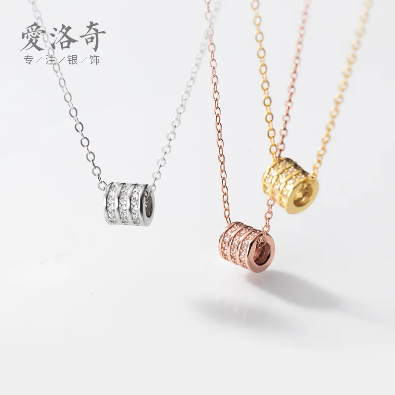 Simple Small Waist round Wheel Clavicle Chain Female Beautiful Circle Pendant Sweet Necklace
Simple Small Waist round Wheel Clavicle Chain Female Beautiful Circle Pendant Sweet Necklace