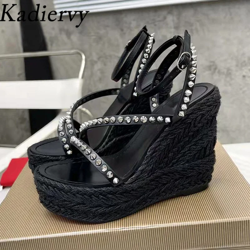 Rivet Decorate Wedge Heels Sandals Woman Genuine Leather Sandalias Ankle Buckle Strap Summer Shoes Platform Sandals Women
Rivet Decorate Wedge Heels Sandals Woman Genuine Leather Sandalias Ankle Buckle Strap Summer Shoes Platform Sandals Women