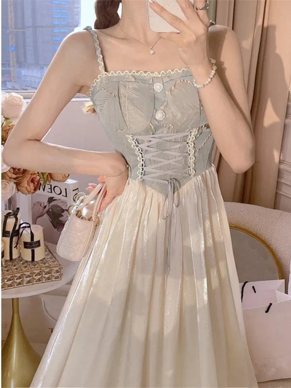 2023 Summer Women Suspender Dress Romantic Temperament In The Long A-line Skirt Splicing Fairy
2023 Summer Women Suspender Dress Romantic Temperament In The Long A-line Skirt Splicing Fairy