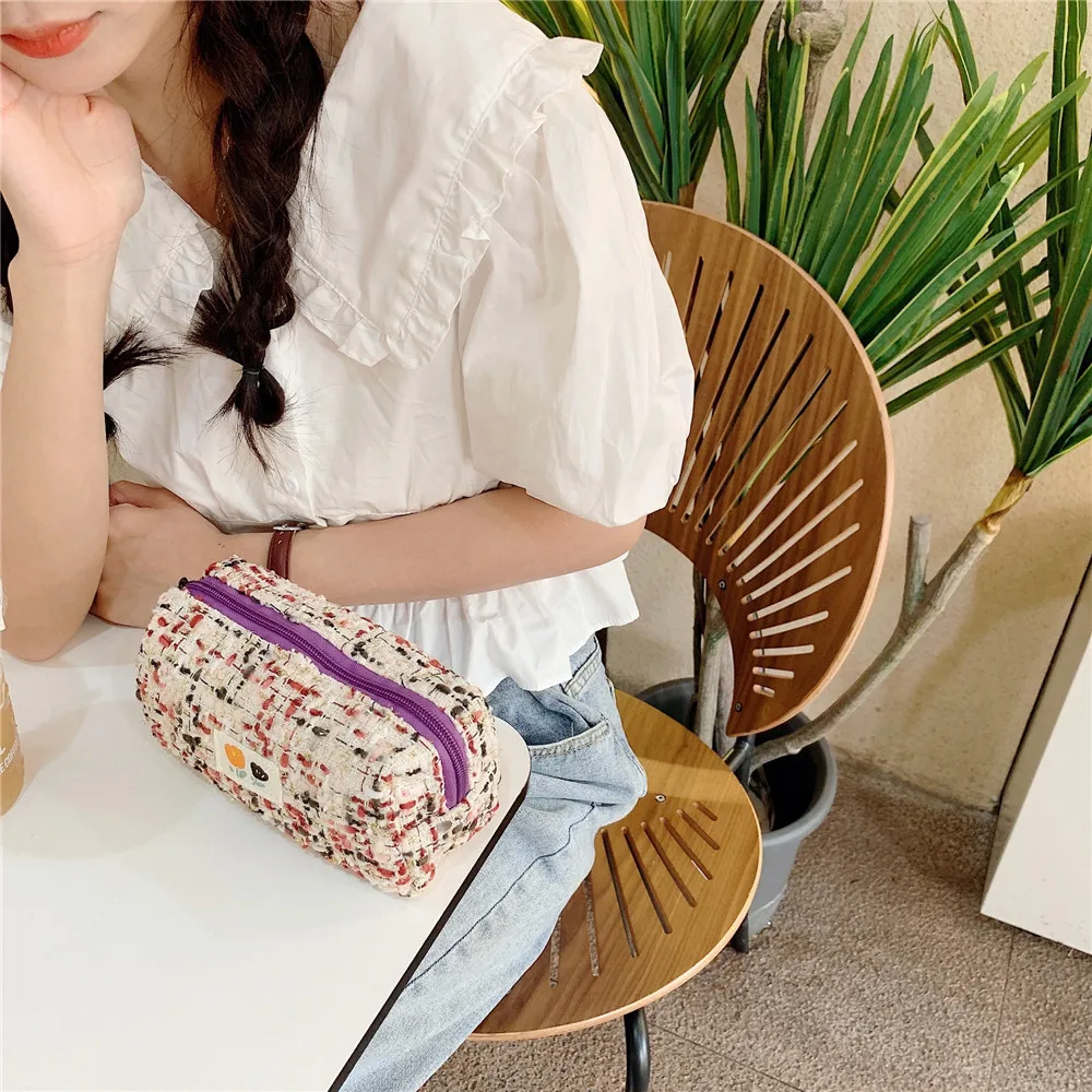 Korea Floral Makeup Bag For Women Knitted Fabric Cosmetic Bag Travel Makeup Beauty Case Necesserie Storage Organizer Day Clutch
Korea Floral Makeup Bag For Women Knitted Fabric Cosmetic Bag Travel Makeup Beauty Case Necesserie Storage Organizer Day Clutch