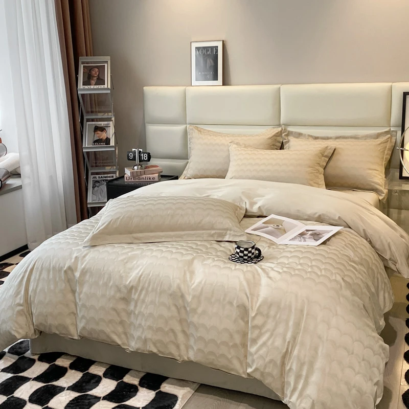 Bedding set Egyptian cotton Jacquard duvet cover soft flat sheet pillowcases Bed sets hemming process King queen size
Bedding set Egyptian cotton Jacquard duvet cover soft flat sheet pillowcases Bed sets hemming process King queen size