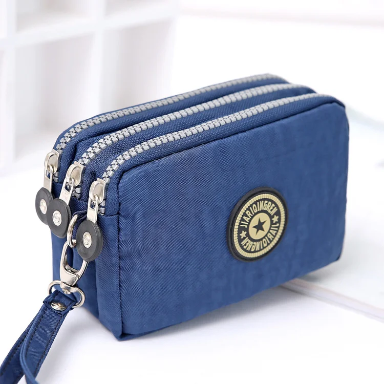 2023 New Coin Purse Women Small Washer Wrinkle Fabric Phone Purse Three Zippers Portable Make Up Bag 8 colors
2023 New Coin Purse Women Small Washer Wrinkle Fabric Phone Purse Three Zippers Portable Make Up Bag 8 colors