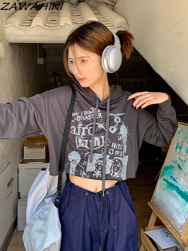 Grunge Gothic Zip-up Hoodies Hiphop Sweatshirt Cropped Zipper Cardigan Pullover Hoodie Streetwear Short Coats Casual Female Coat
Grunge Gothic Zip-up Hoodies Hiphop Sweatshirt Cropped Zipper Cardigan Pullover Hoodie Streetwear Short Coats Casual Female Coat
