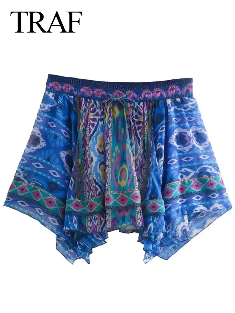 TRAF Lady Print Chiffon Wrinkled Short Skirt Drawstring Elastic Waist Loose Casual 2022 Summer Irregular Hem Skirt Women Wear
TRAF Lady Print Chiffon Wrinkled Short Skirt Drawstring Elastic Waist Loose Casual 2022 Summer Irregular Hem Skirt Women Wear