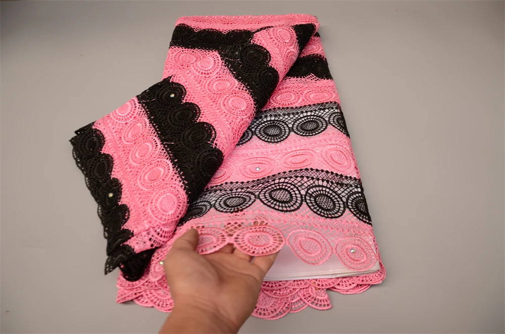 2022 High Quality AfricanNigeria Lace Fabric For Sewing Embroidery Swiss French Tulle Cotton 5yards Wedding Party Dress Guipure
2022 High Quality AfricanNigeria Lace Fabric For Sewing Embroidery Swiss French Tulle Cotton 5yards Wedding Party Dress Guipure