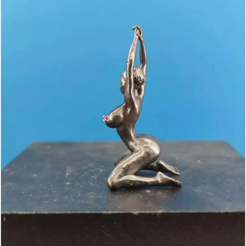Статуя из меди девушка-йога
Статуя из меди девушка-йога