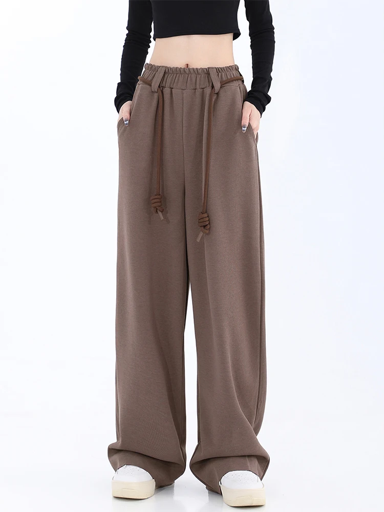 Tie Up Retro Solid Color Women Sweatpants Autumn 2022 New High Waist Pants Lady Loose Wide Leg Trousers Simple Straight Mopping
Tie Up Retro Solid Color Women Sweatpants Autumn 2022 New High Waist Pants Lady Loose Wide Leg Trousers Simple Straight Mopping