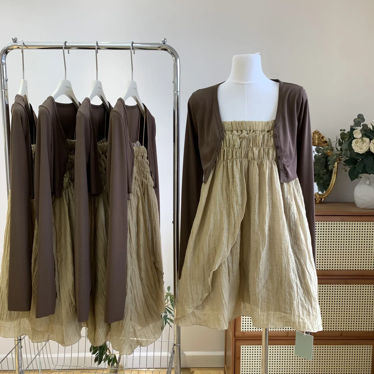 

Sold Separately Strapless Suspender Dress + Thin Cardigan Women's Summer Design Baby Fluffy Dress A-line Dress Two-piece Set