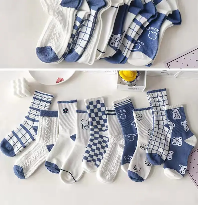 3 Pairs Japanese Harajuku Style Midi Tube Women's Socks Kawaii Cartoon Creative Blue And White Checkered Striped Bear Print Sock
3 Pairs Japanese Harajuku Style Midi Tube Women's Socks Kawaii Cartoon Creative Blue And White Checkered Striped Bear Print Sock