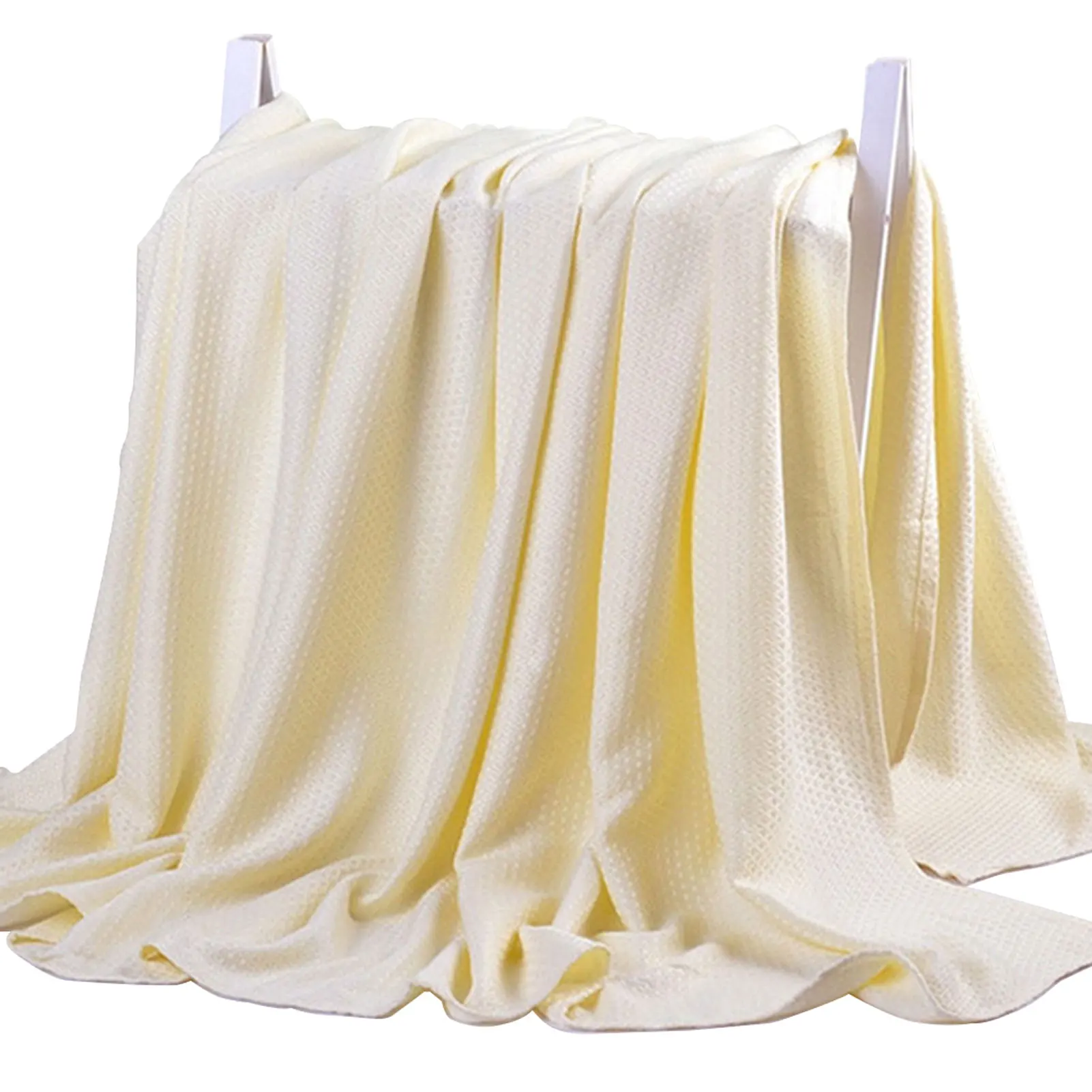 Lightweight Travel Washable Bedroom Soft Breathable For Sleeping Home Outdoor Bamboo Fiber Portable Cooling Blanket Gift Summer
Lightweight Travel Washable Bedroom Soft Breathable For Sleeping Home Outdoor Bamboo Fiber Portable Cooling Blanket Gift Summer