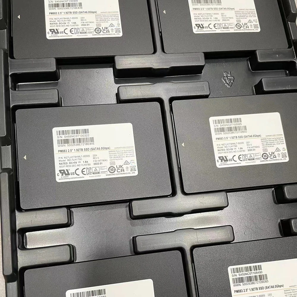 PM883 For Samsung Enterprise-class Server Solid State Hard Drive MZ7LH1T9HMLT-00005 1.92T SSD SATA 2.5"
PM883 For Samsung Enterprise-class Server Solid State Hard Drive MZ7LH1T9HMLT-00005 1.92T SSD SATA 2.5"