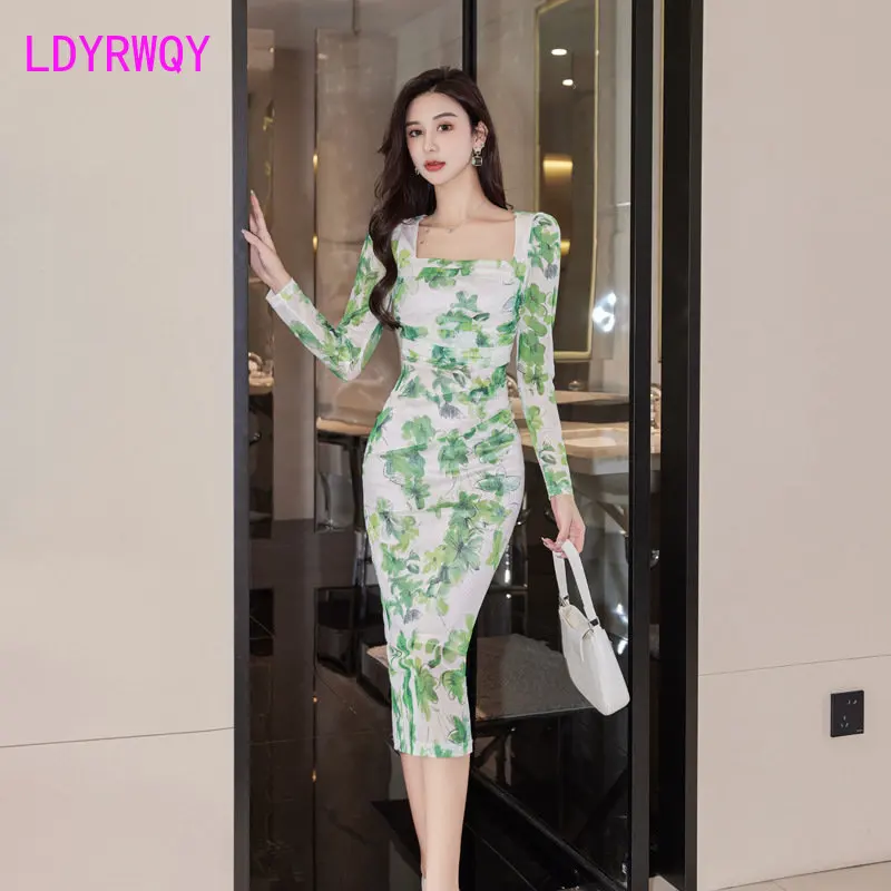 Green dress for women new style of foreign air gauze, long sleeve, temperament, waist closing, slim square neck
Green dress for women new style of foreign air gauze, long sleeve, temperament, waist closing, slim square neck