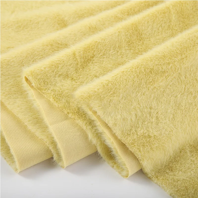 Fur Fabric By The Meter for Coats Bags Clothes Sewing Encrypted Imitation Soft Thickened Short Plush Cloth Plain Black White Diy
Fur Fabric By The Meter for Coats Bags Clothes Sewing Encrypted Imitation Soft Thickened Short Plush Cloth Plain Black White Diy