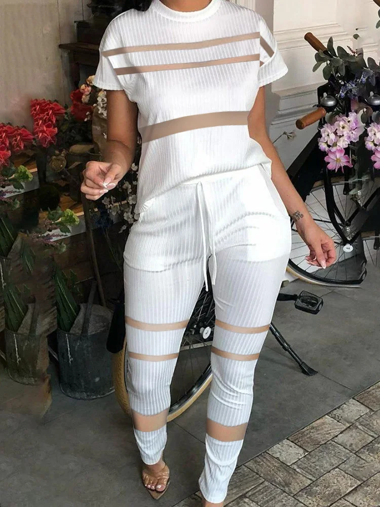 Female Print Casual Two Pieces Set Summer Round Neck Tops And Pencil Pants Outfits Women High Waist Drawstring Slim Matching Set
Female Print Casual Two Pieces Set Summer Round Neck Tops And Pencil Pants Outfits Women High Waist Drawstring Slim Matching Set