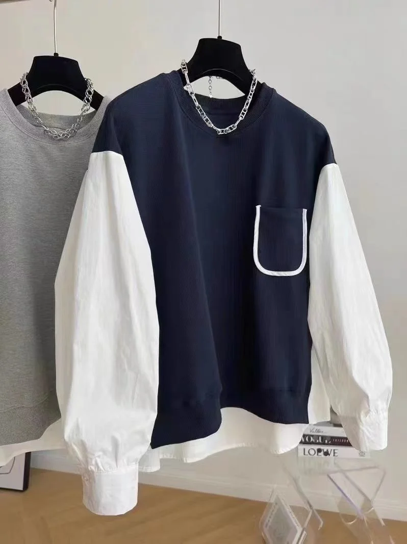 2022 Autumn New Product Designer Fashion Stitching Atmospheric Shirt Sleeve Pocket Round Neck Sweater Women's Loose Top Fashion
2022 Autumn New Product Designer Fashion Stitching Atmospheric Shirt Sleeve Pocket Round Neck Sweater Women's Loose Top Fashion
