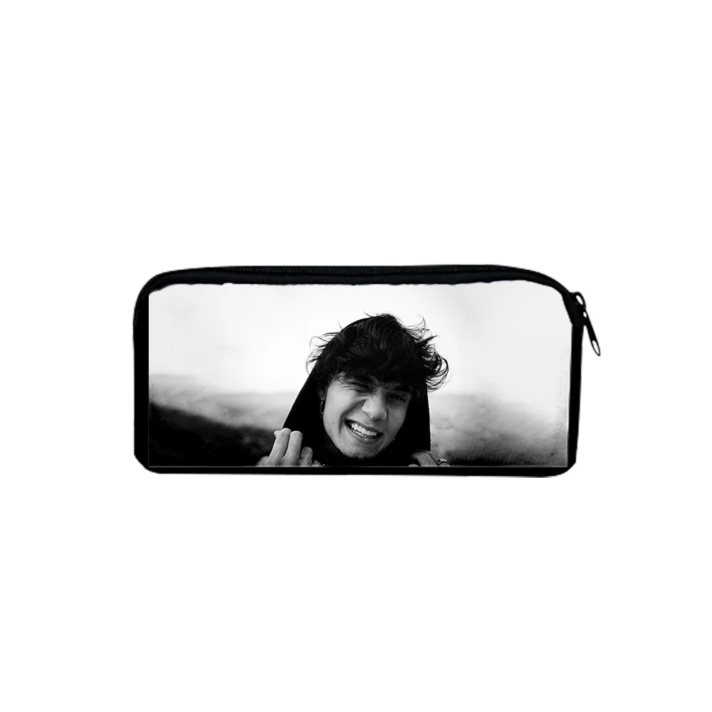 Pen Bag JADEN HOSSLER Angel and Demon Boy Girl Pencil Box Child stationery Storage Bag Pencil bag Simple Student Pen bag
Pen Bag JADEN HOSSLER Angel and Demon Boy Girl Pencil Box Child stationery Storage Bag Pencil bag Simple Student Pen bag