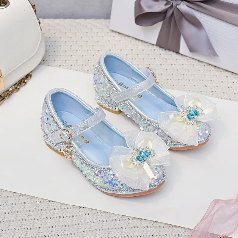 Children Mary Jane Shoes for Party Wedding Shows 2023 New Simple Low Heels Bunny Bow Non-slip Kids Shoes Versatile Summer Chic
Children Mary Jane Shoes for Party Wedding Shows 2023 New Simple Low Heels Bunny Bow Non-slip Kids Shoes Versatile Summer Chic