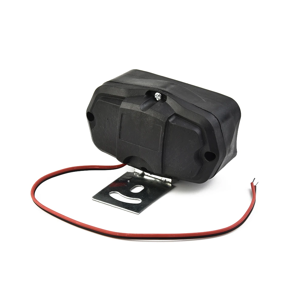 Universal Motorcycle LED Headlight 6000K Super Bright Headlamp Spot Light Waterproof Reflector Driving Lamp 1200LM
Universal Motorcycle LED Headlight 6000K Super Bright Headlamp Spot Light Waterproof Reflector Driving Lamp 1200LM