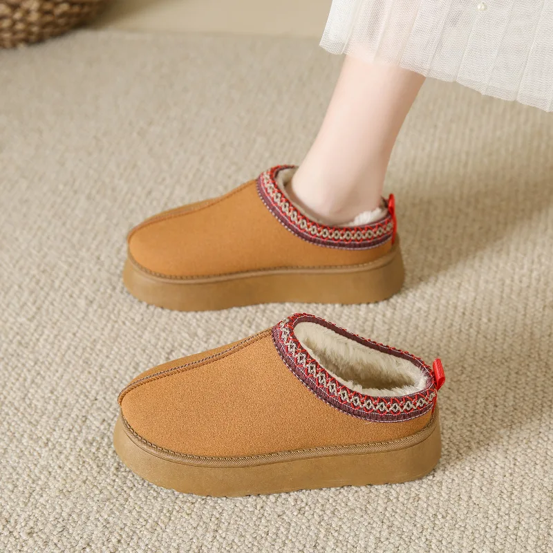 Winter Fashion Women's Snow Boots Cold-proof Thick-soled Shoes For Women Simple Chelsea Warm Flat-soled High Quality
Winter Fashion Women's Snow Boots Cold-proof Thick-soled Shoes For Women Simple Chelsea Warm Flat-soled High Quality