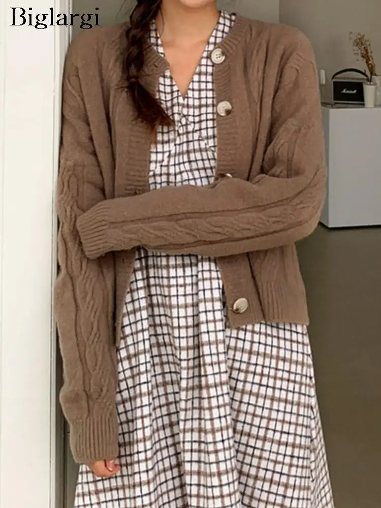 Autumn Knitted Sweater Tops Women Korea Style Long Sleeve Ladies Cropped Cardigans Fashion Casual Losoe Woman Coat 2023
Autumn Knitted Sweater Tops Women Korea Style Long Sleeve Ladies Cropped Cardigans Fashion Casual Losoe Woman Coat 2023