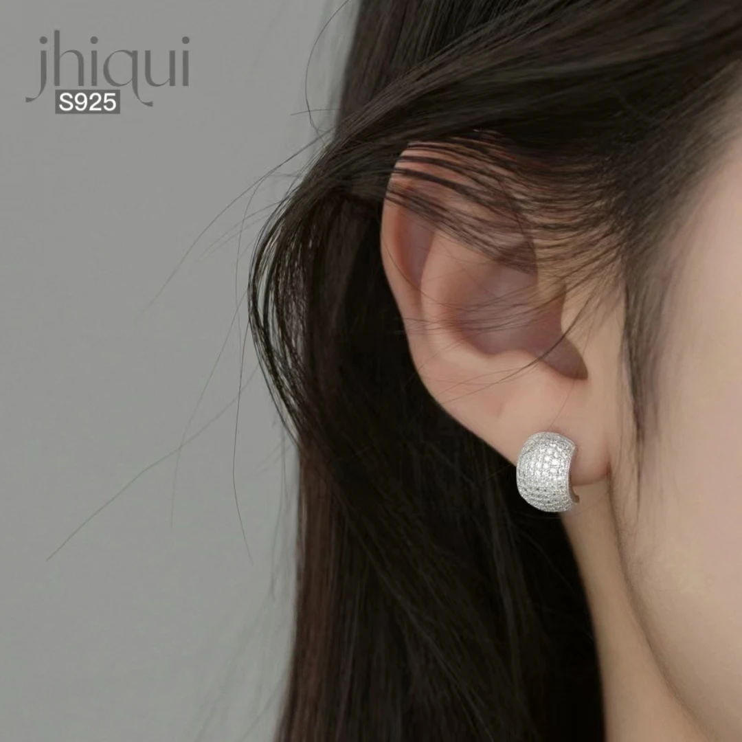 1 Pair 925 Sterling Silver Fashion Women Arc Stud Earring INS S925 Solid Silver Full Zircon Earring Fine Jewelry
1 Pair 925 Sterling Silver Fashion Women Arc Stud Earring INS S925 Solid Silver Full Zircon Earring Fine Jewelry