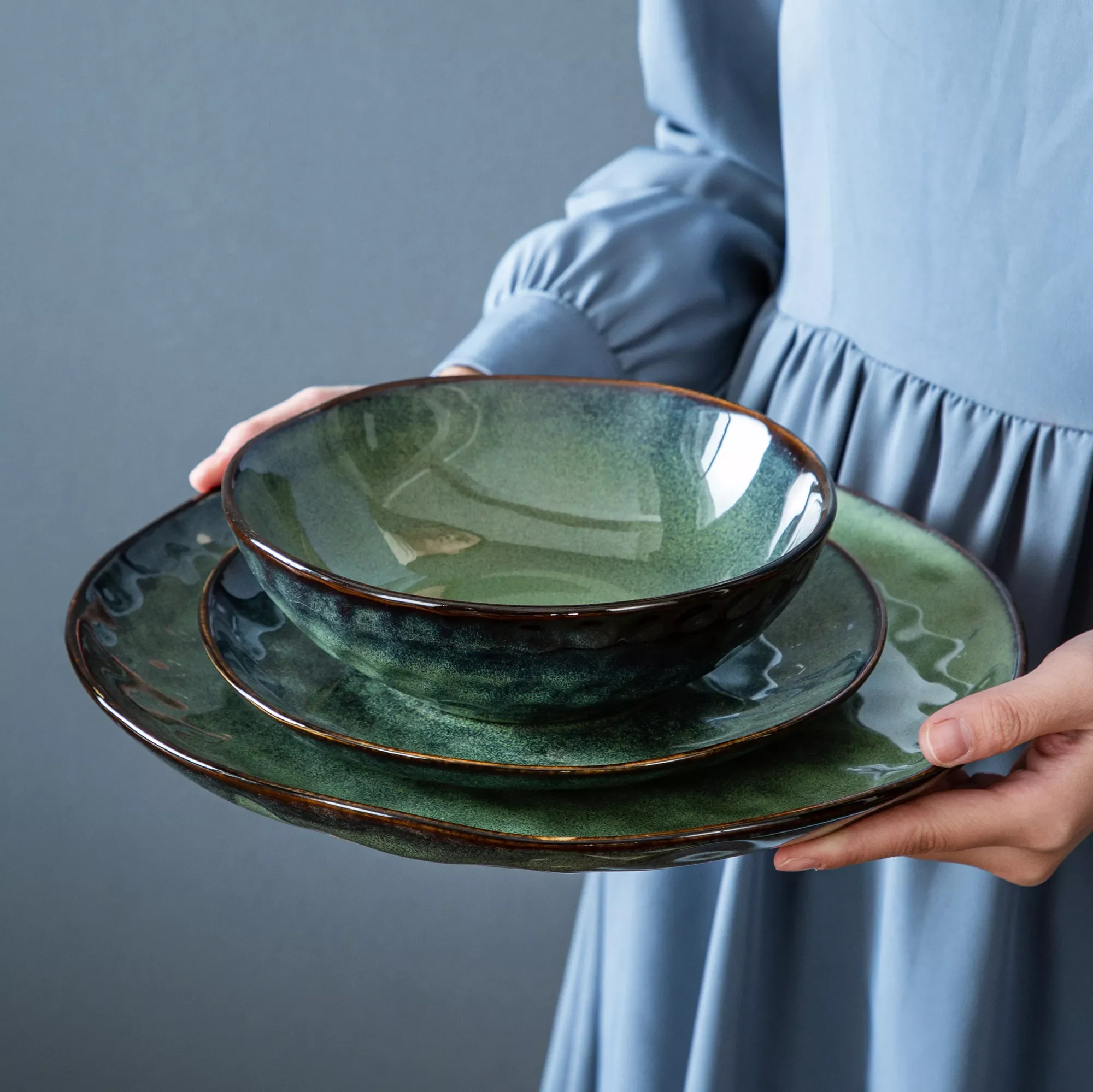 Starry 12/24/36-Piece Dinner Set Vintage Look Ceramic Green Stoneware Tableware Set with Dinner,Dessert Plate,Bowl
Starry 12/24/36-Piece Dinner Set Vintage Look Ceramic Green Stoneware Tableware Set with Dinner,Dessert Plate,Bowl