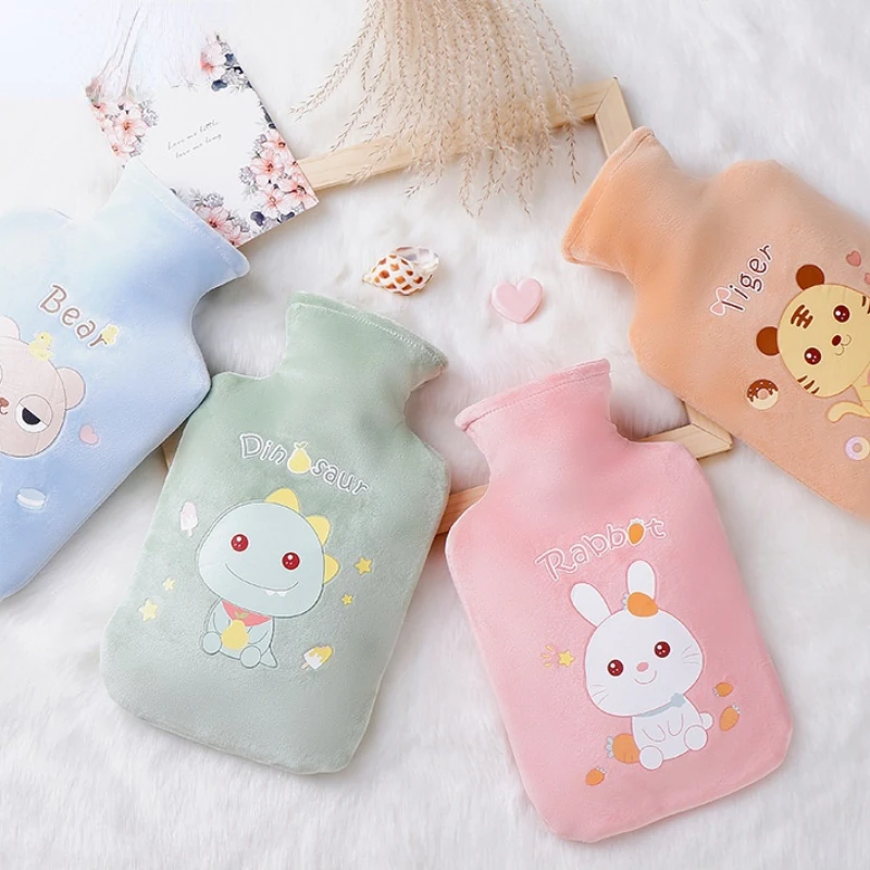 Winter Water Injection Hot Water Bag Student Female Hot Compress Belly Warm Water Bag Flannel Set Cartoon Plush Hand Warmer
Winter Water Injection Hot Water Bag Student Female Hot Compress Belly Warm Water Bag Flannel Set Cartoon Plush Hand Warmer