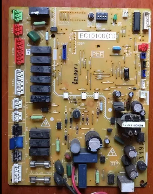 1pc used Daikin Air Conditioner 5pcs Motherboard RQ75XY3C Board EC10108(C)
1pc used Daikin Air Conditioner 5pcs Motherboard RQ75XY3C Board EC10108(C)