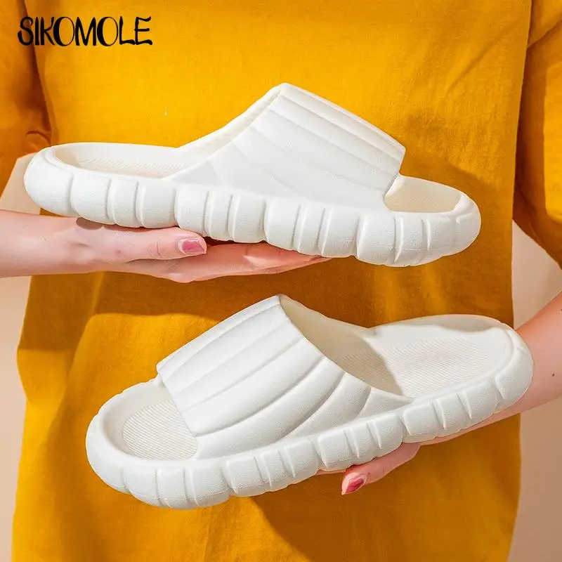 Тапочки домашние Нескользящие на толстой подошве для мужчин и женщин, тапки для дома и улицы, тапочки для родителей, сланцы, лето 2022
Тапочки домашние Нескользящие на толстой подошве для мужчин и женщин, тапки для дома и улицы, тапочки для родителей, сланцы, лето 2022