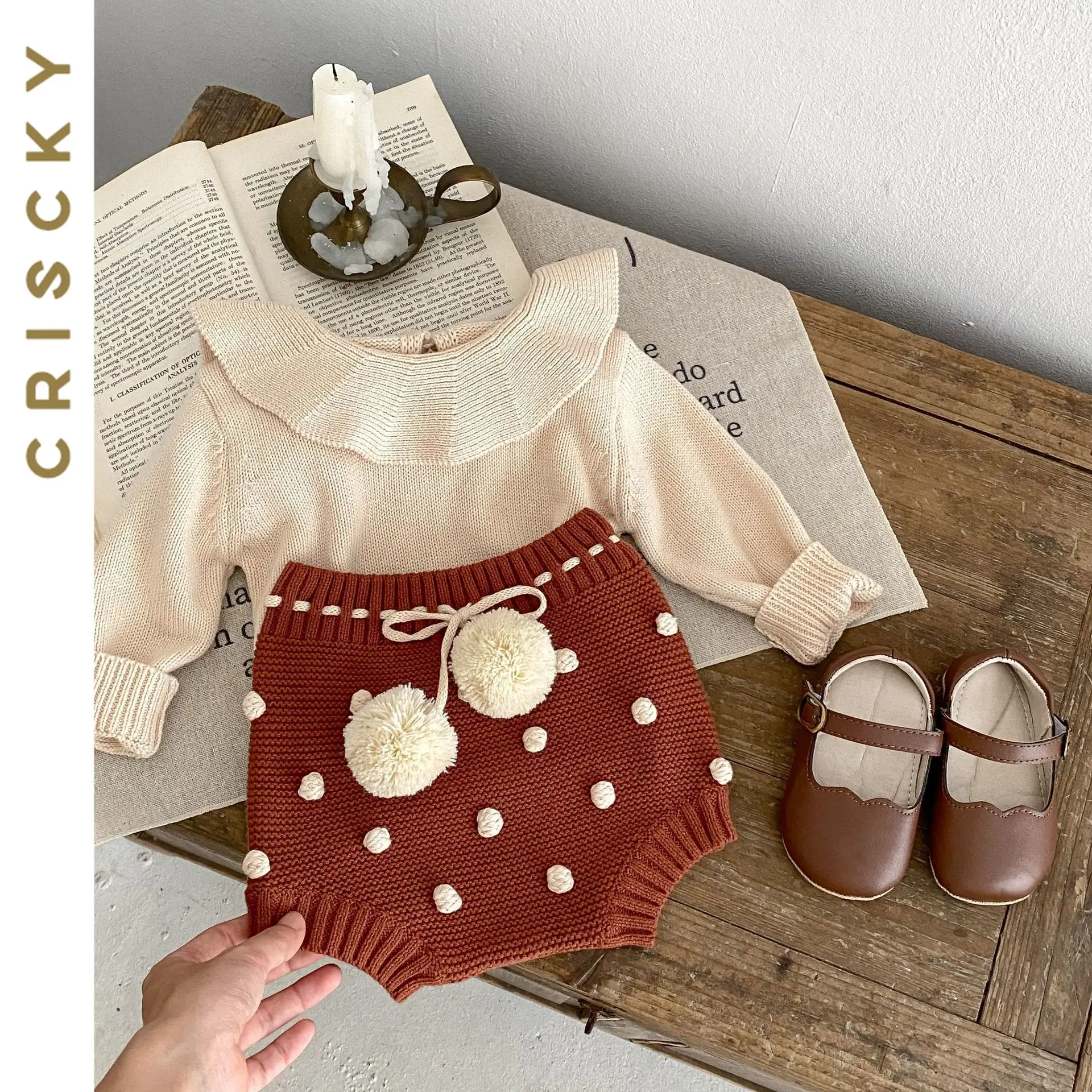 2023 Fashion Lantern Shorts for Baby Sweet Girls Autumn Clothes Applique Knitted Short Pants Children Baby Bloomers PP Shorts
2023 Fashion Lantern Shorts for Baby Sweet Girls Autumn Clothes Applique Knitted Short Pants Children Baby Bloomers PP Shorts
