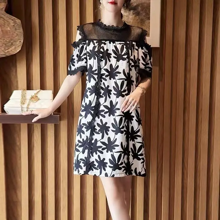 2022 Summer Women Fashion Loose Casual Mini Dresses Female Plus Size Printed Vestidos Ladiies Off-shoulder A-line Dress O142
2022 Summer Women Fashion Loose Casual Mini Dresses Female Plus Size Printed Vestidos Ladiies Off-shoulder A-line Dress O142
