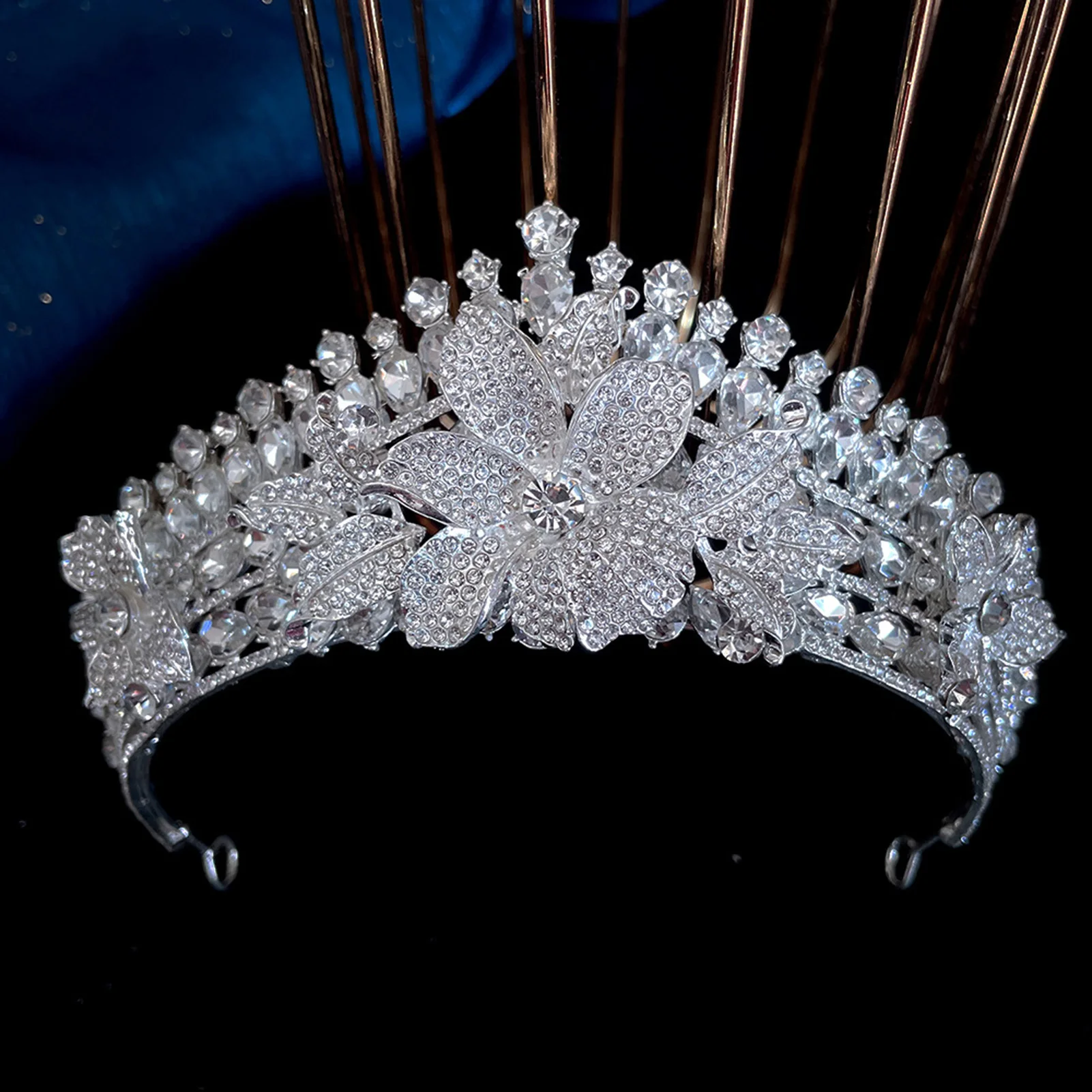 

Тиары-Короны и тиары в форме цветка женские, Винтажные Ювелирные украшения для волос с кристаллами серебристого цвета в стиле барокко, свадебные аксессуары для невесты