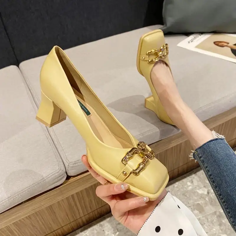 Light Yellow High Heels Metal Buckle Middle Heel Thick Heel Pumps for Women Shoes Square Toe Mary Jane Single Shoes 2022 New
Light Yellow High Heels Metal Buckle Middle Heel Thick Heel Pumps for Women Shoes Square Toe Mary Jane Single Shoes 2022 New