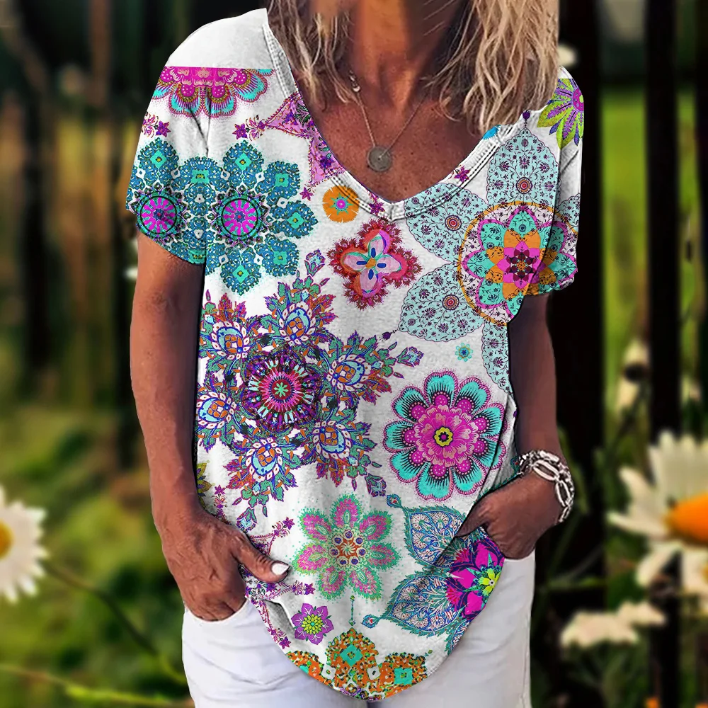 Vintage Casual T-Shirt 3d Geometry Print Clothing Oversized Women Tops V-Neck Short Sleeve Ladies Tees Summer Harajuku Pullover
Vintage Casual T-Shirt 3d Geometry Print Clothing Oversized Women Tops V-Neck Short Sleeve Ladies Tees Summer Harajuku Pullover