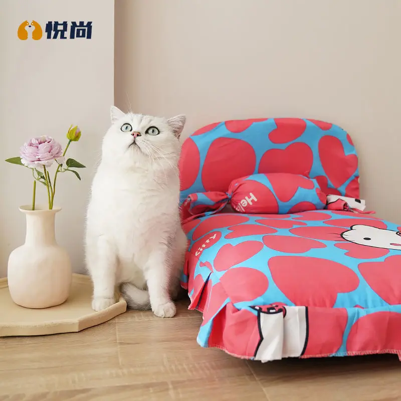 Cat kennel pet bed small and medium-sized dog Teddy bear removable and washable pet products
Cat kennel pet bed small and medium-sized dog Teddy bear removable and washable pet products