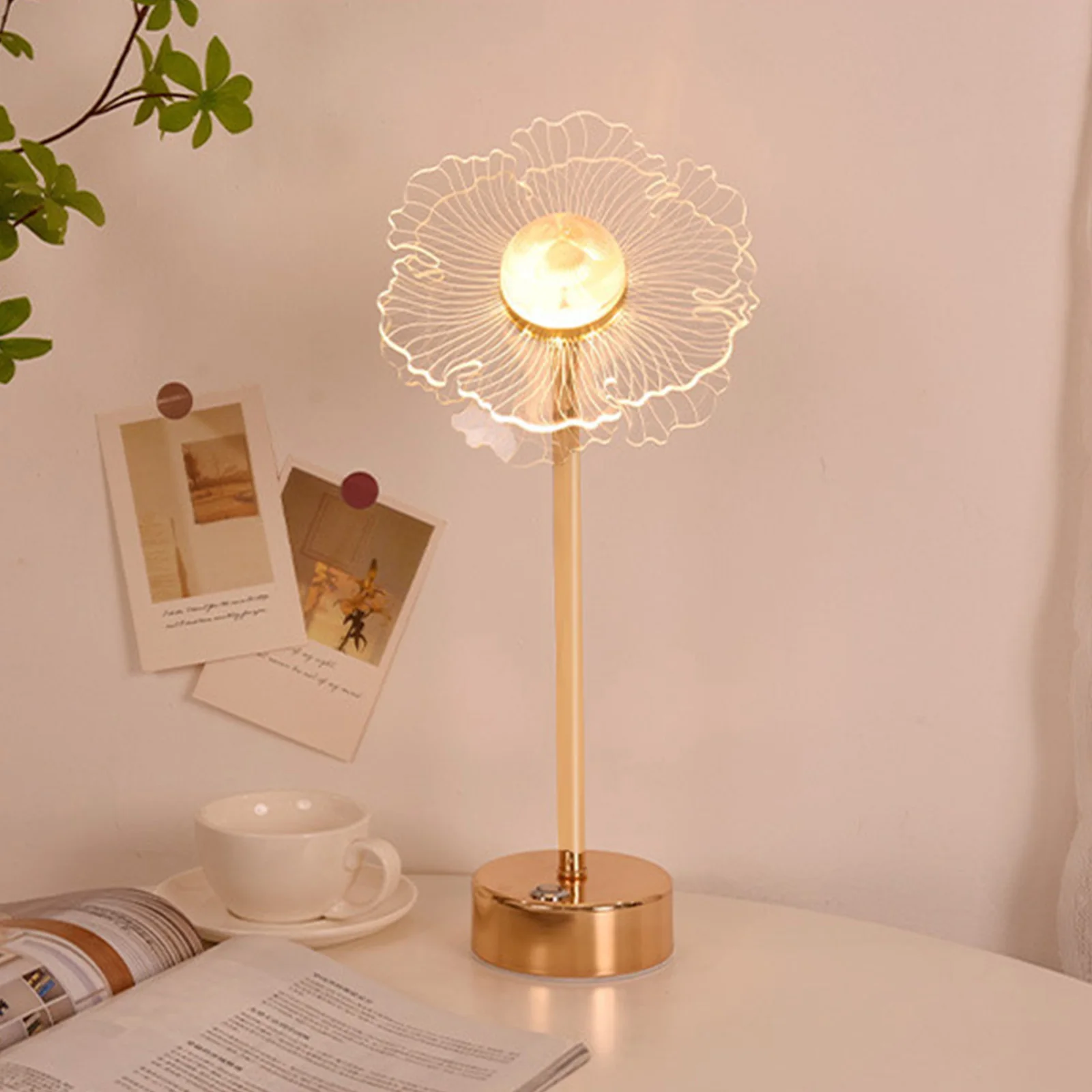 

LED Shell Table Light 3 Light Colors Acrylic Butterfly Desk Lamps Ornaments 180-degree Adjustable Lampshade Home Room Decoration
