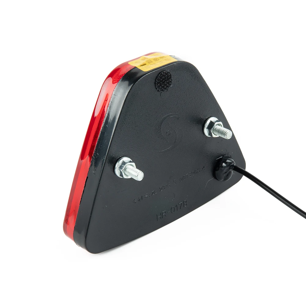 Practical Durable High Quality LED Light LED Triangle Universal Brake Light Center Brake Light F1 Style LED 3rd
Practical Durable High Quality LED Light LED Triangle Universal Brake Light Center Brake Light F1 Style LED 3rd