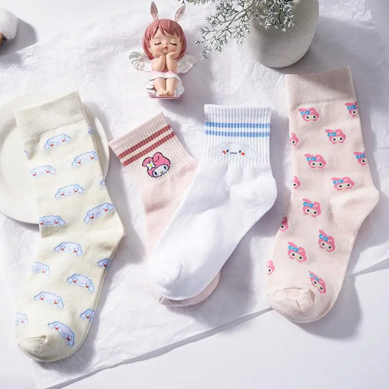 Sanrioed Amime Kawaii милые Мультяшные MyMelody Cinnamoroll хлопковые носки-трубы средней высоты студенческий подарок для взрослых
Sanrioed Amime Kawaii милые Мультяшные MyMelody Cinnamoroll хлопковые носки-трубы средней высоты студенческий подарок для взрослых