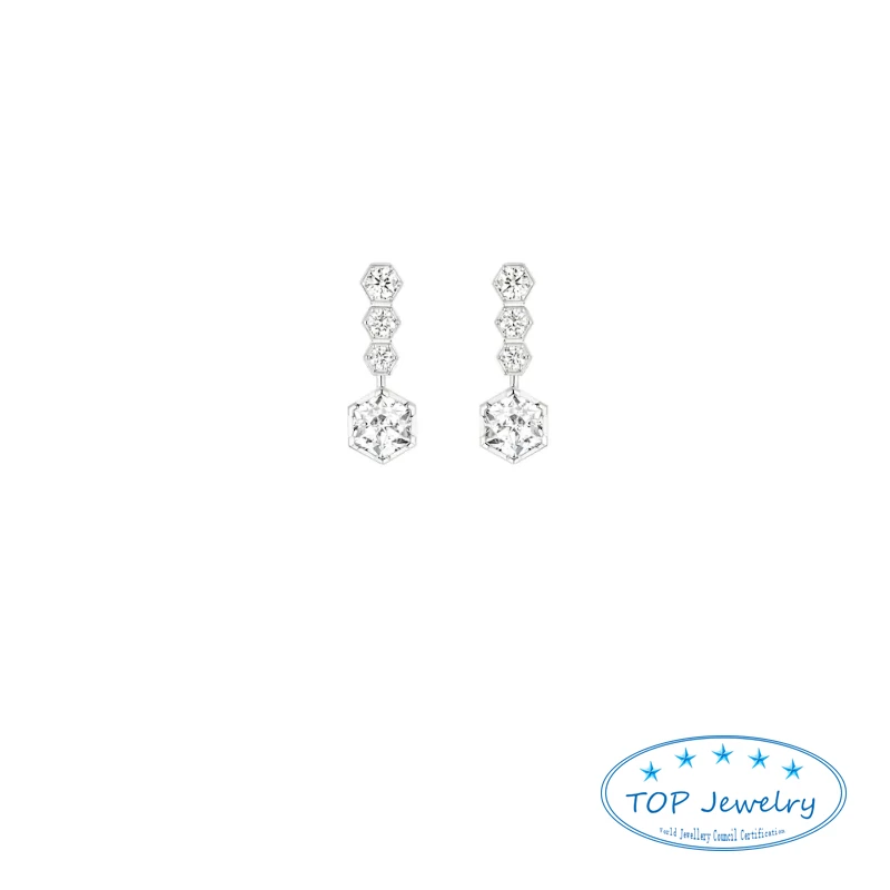 chaumet Paris High Quality 925 Sliver Honeycomb Diamond Stud Earrings For Women BEE MY LOVE Wedding Gift
chaumet Paris High Quality 925 Sliver Honeycomb Diamond Stud Earrings For Women BEE MY LOVE Wedding Gift