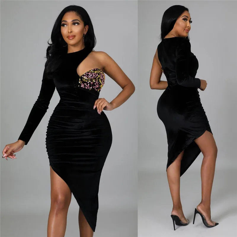 WUHE One Shoulder Patchwork Sequined Bodycon Sexy Dress Skinny Birthday Party Club Dress Women Chirstmas Outfits
WUHE One Shoulder Patchwork Sequined Bodycon Sexy Dress Skinny Birthday Party Club Dress Women Chirstmas Outfits