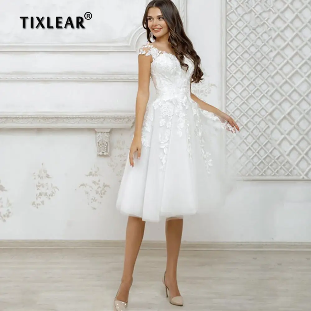 I OD Simple Knee Length Wedding Dresses For Women 2022 V Neck Lace Appliques Bridal Grown Cap Sleeve Button Back Custom Made
I OD Simple Knee Length Wedding Dresses For Women 2022 V Neck Lace Appliques Bridal Grown Cap Sleeve Button Back Custom Made