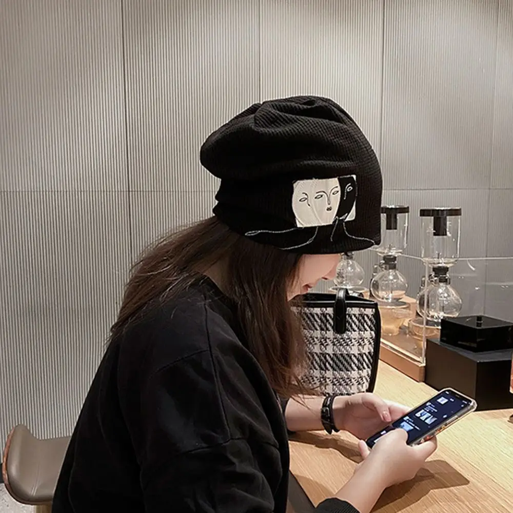 Casual Retro Street wear Cloth Solid Colors Matching Minority Women Hat Fashion Design Korean Style Hat Cool Beanie
Casual Retro Street wear Cloth Solid Colors Matching Minority Women Hat Fashion Design Korean Style Hat Cool Beanie