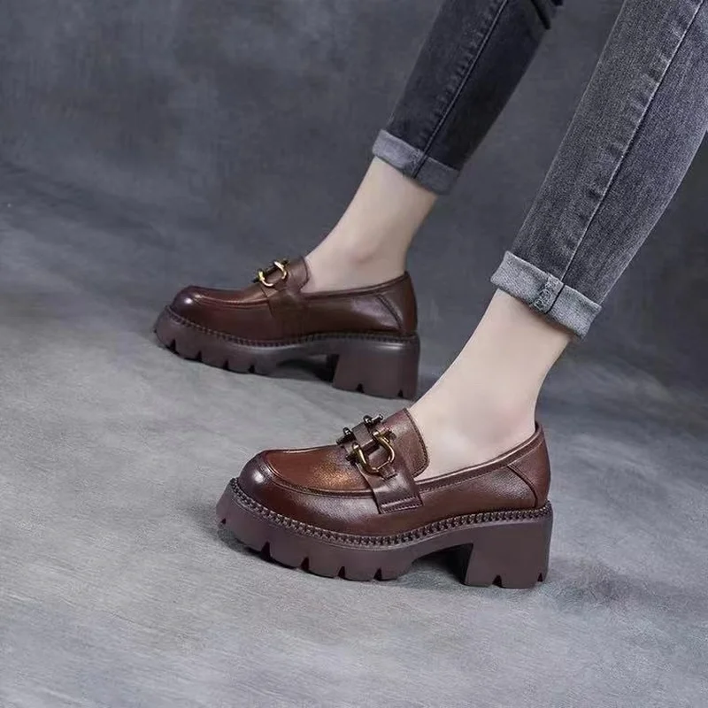 Black Retro Shoes Women's Autumn Fashion Comfortable Metal Decoration Thick Bottom Oxford Loafers Casual Boat Shoes Lolita Shoes
Black Retro Shoes Women's Autumn Fashion Comfortable Metal Decoration Thick Bottom Oxford Loafers Casual Boat Shoes Lolita Shoes