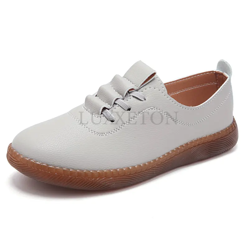 Women Shoes Flats Leather Sneakers Women 2023 Comfortable Female Casual Walking Footwear Fashion Large Size Loafers Shoes Women 
Women Shoes Flats Leather Sneakers Women 2023 Comfortable Female Casual Walking Footwear Fashion Large Size Loafers Shoes Women