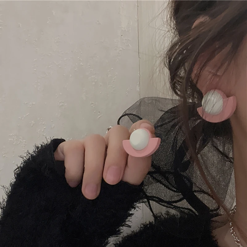Chic Sweet Pink Fan Earrings for Women Young Girls Valentine Day Gift Korean Fashion Jewelry Accessories 2022 Pendientes Mujer
Chic Sweet Pink Fan Earrings for Women Young Girls Valentine Day Gift Korean Fashion Jewelry Accessories 2022 Pendientes Mujer