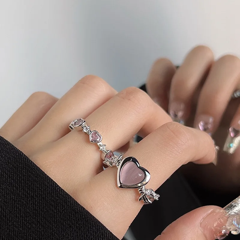DREJEW Sweet Romance Love Heart Open End Ring for Girls Irregular Twist Zircon Round Ring Relatives Festivals Handicraft Gifts
DREJEW Sweet Romance Love Heart Open End Ring for Girls Irregular Twist Zircon Round Ring Relatives Festivals Handicraft Gifts