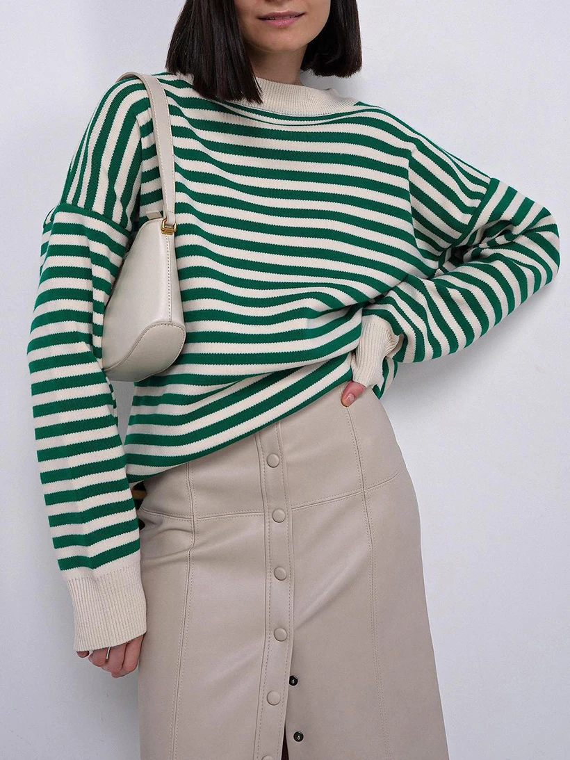 Свитер женский зимний в полоску, пуловер в Корейском стиле с круглым вырезом, вязаный Топ оверсайз, теплый мягкий мешковатый джемпер для девушек
Свитер женский зимний в полоску, пуловер в Корейском стиле с круглым вырезом, вязаный Топ оверсайз, теплый мягкий мешковатый джемпер для девушек