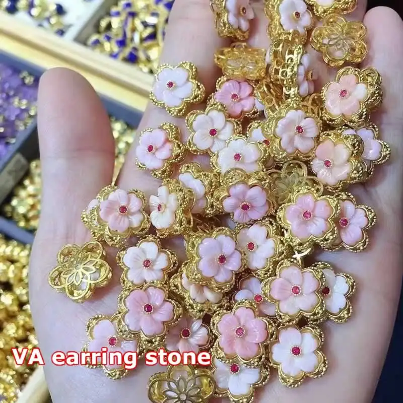 S925 Sterling Silver Women's Mother Of Pearl Clover Earrings, Original Brand, Luxury Fashion Jewelry, Logo, Great Gift 
S925 Sterling Silver Women's Mother Of Pearl Clover Earrings, Original Brand, Luxury Fashion Jewelry, Logo, Great Gift