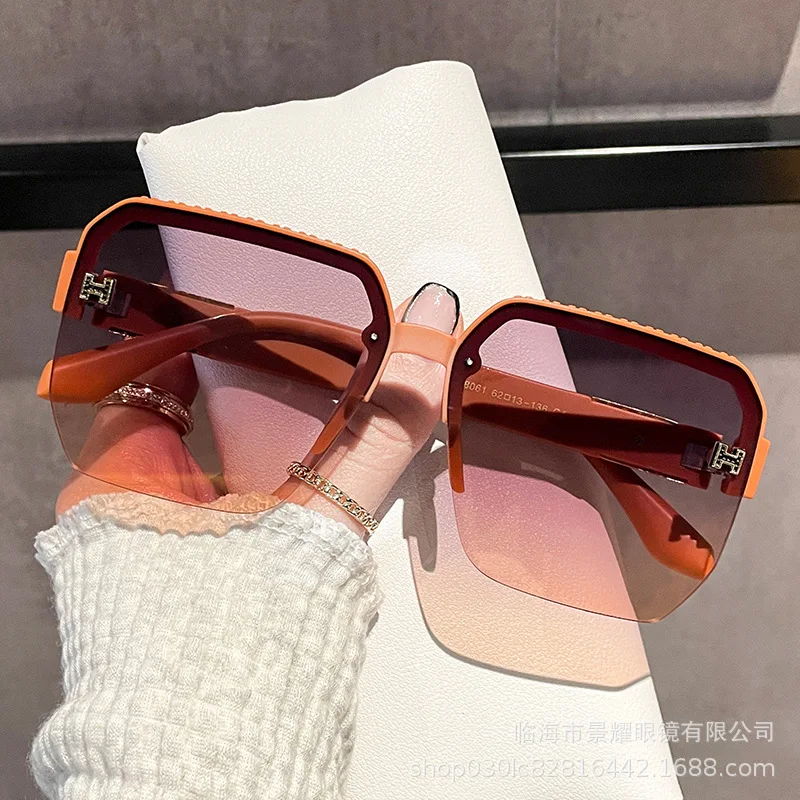 Fashion Oversized Sunglasses Woman Brand Designer Vintage Square Sun Glasses Female Big Frame Gradient Shades Oculos De Sol
Fashion Oversized Sunglasses Woman Brand Designer Vintage Square Sun Glasses Female Big Frame Gradient Shades Oculos De Sol